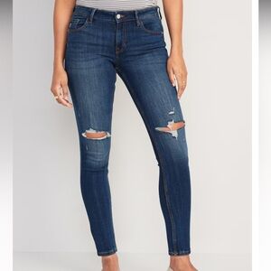 3/$15💕Old Navy skinny jeans